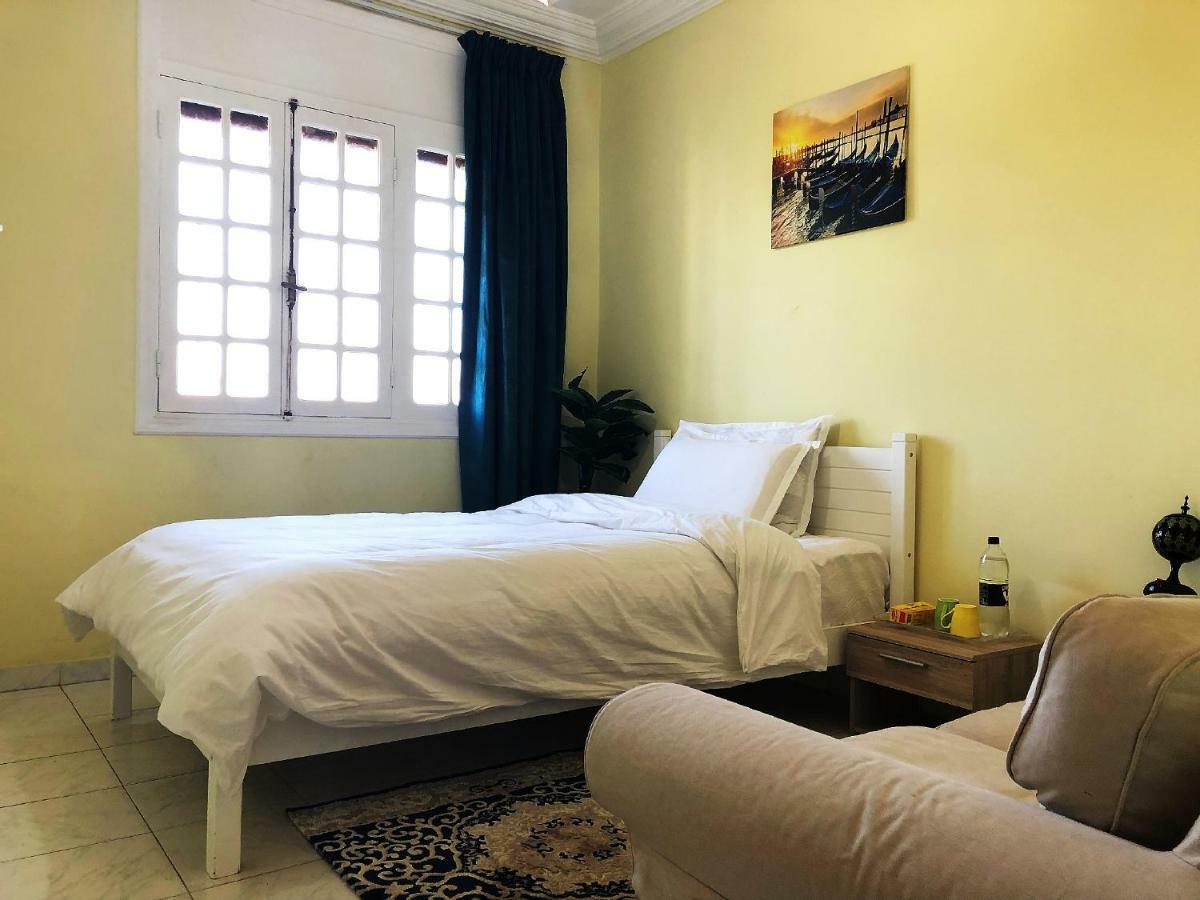 Blue And White House Hotel Anfa-Superieur Bagian luar foto