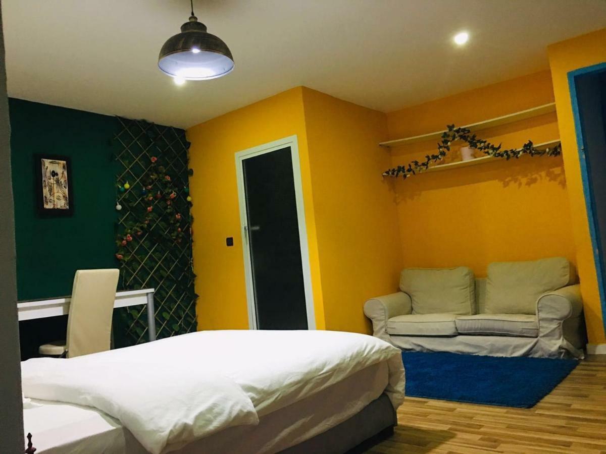 Blue And White House Hotel Anfa-Superieur Bagian luar foto