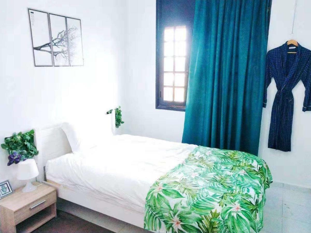 Blue And White House Hotel Anfa-Superieur Bagian luar foto