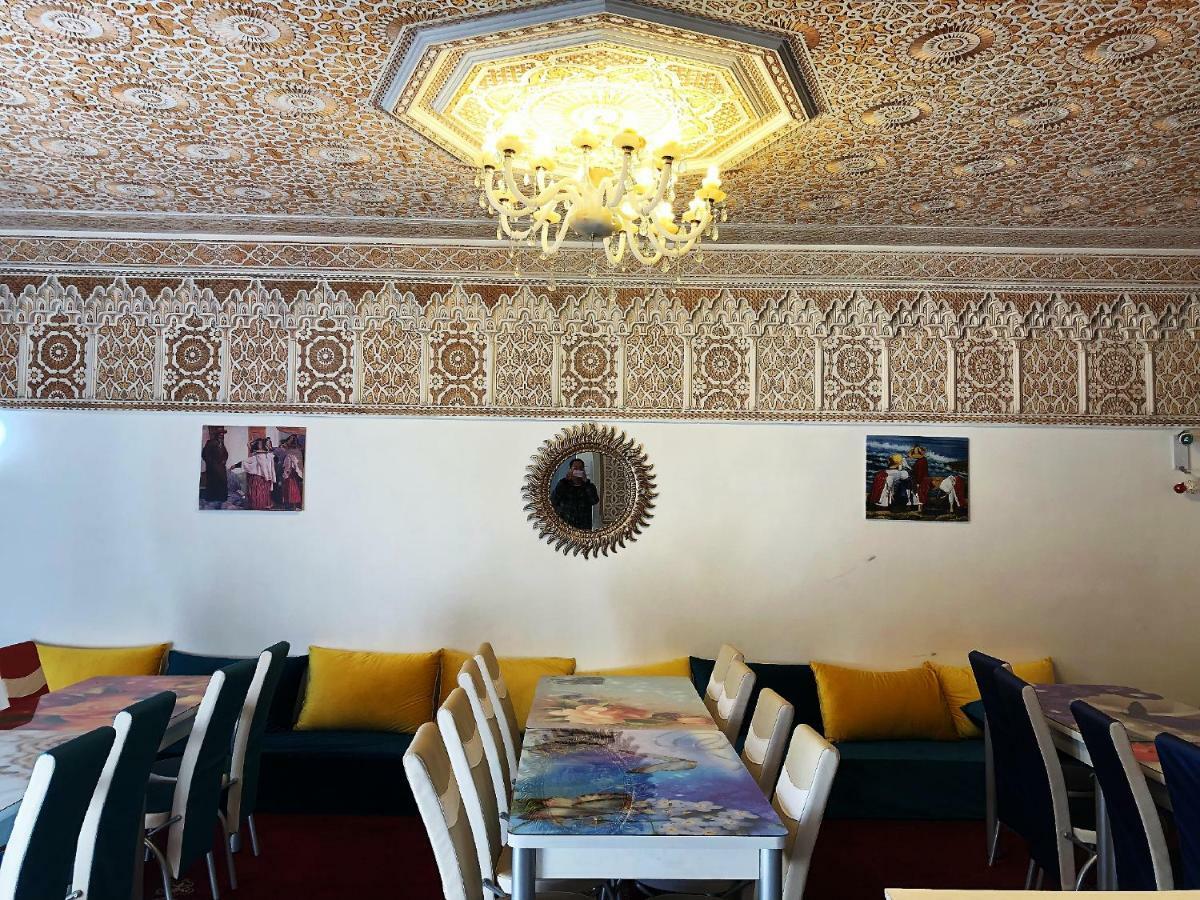 Blue And White House Hotel Anfa-Superieur Bagian luar foto