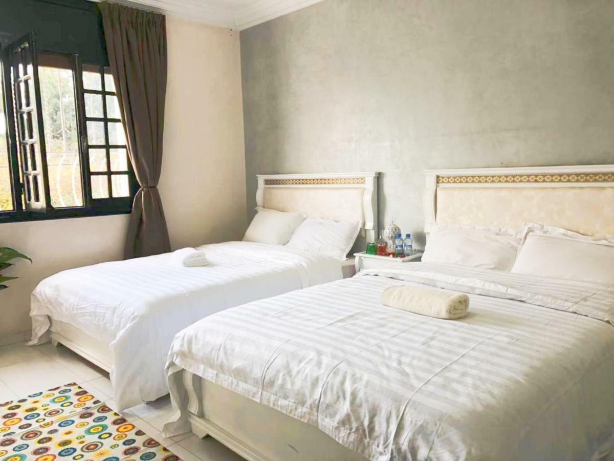 Blue And White House Hotel Anfa-Superieur Bagian luar foto