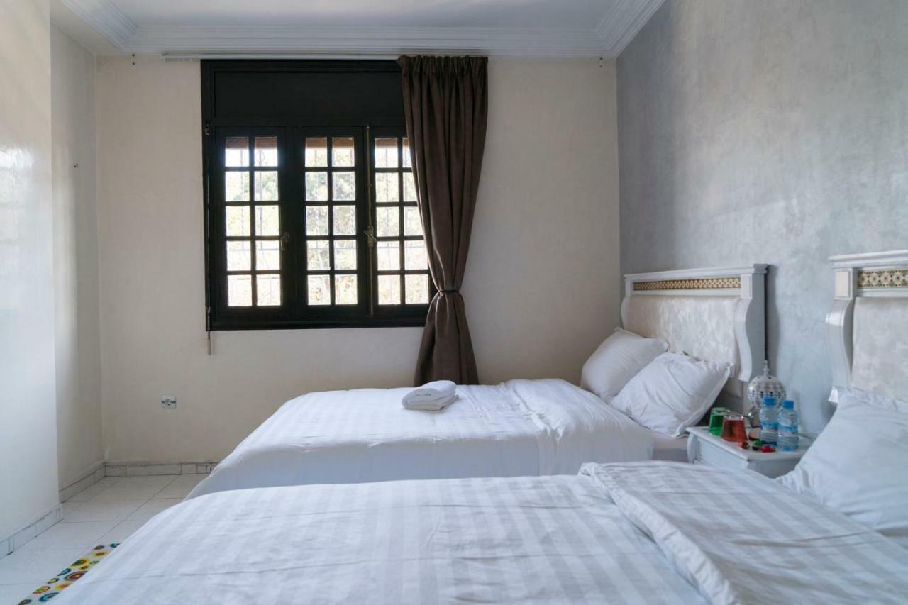 Blue And White House Hotel Anfa-Superieur Bagian luar foto